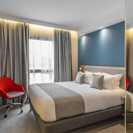 Express By Ihg 酒店 3*