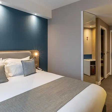 Express Ajaccio By Ihg Hotel 3*