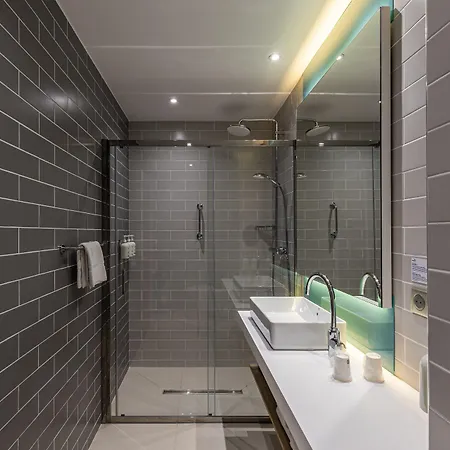 Express By Ihg Ξενοδοχείο 3*