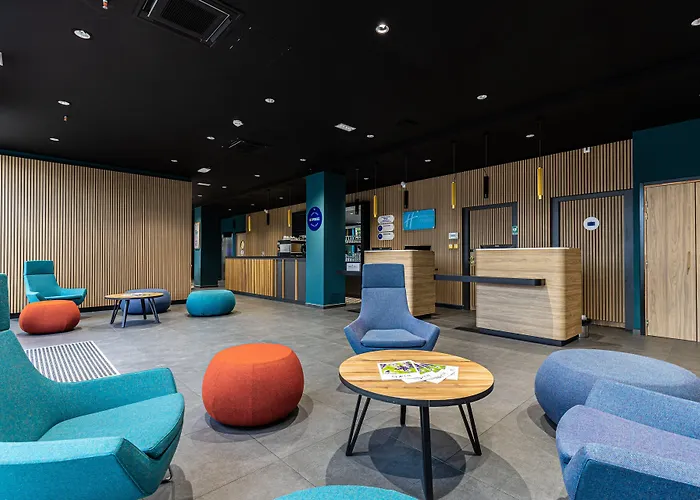 Express By Ihg ホテル 3*