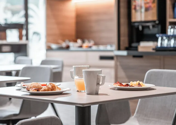 ホテル Express By Ihg アジャクシオ