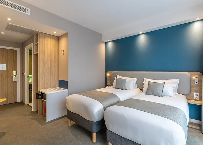 Express By Ihg מלון אז'אקסיו
